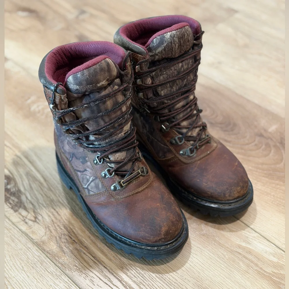 Cabela’s Youth hunting hiking boots